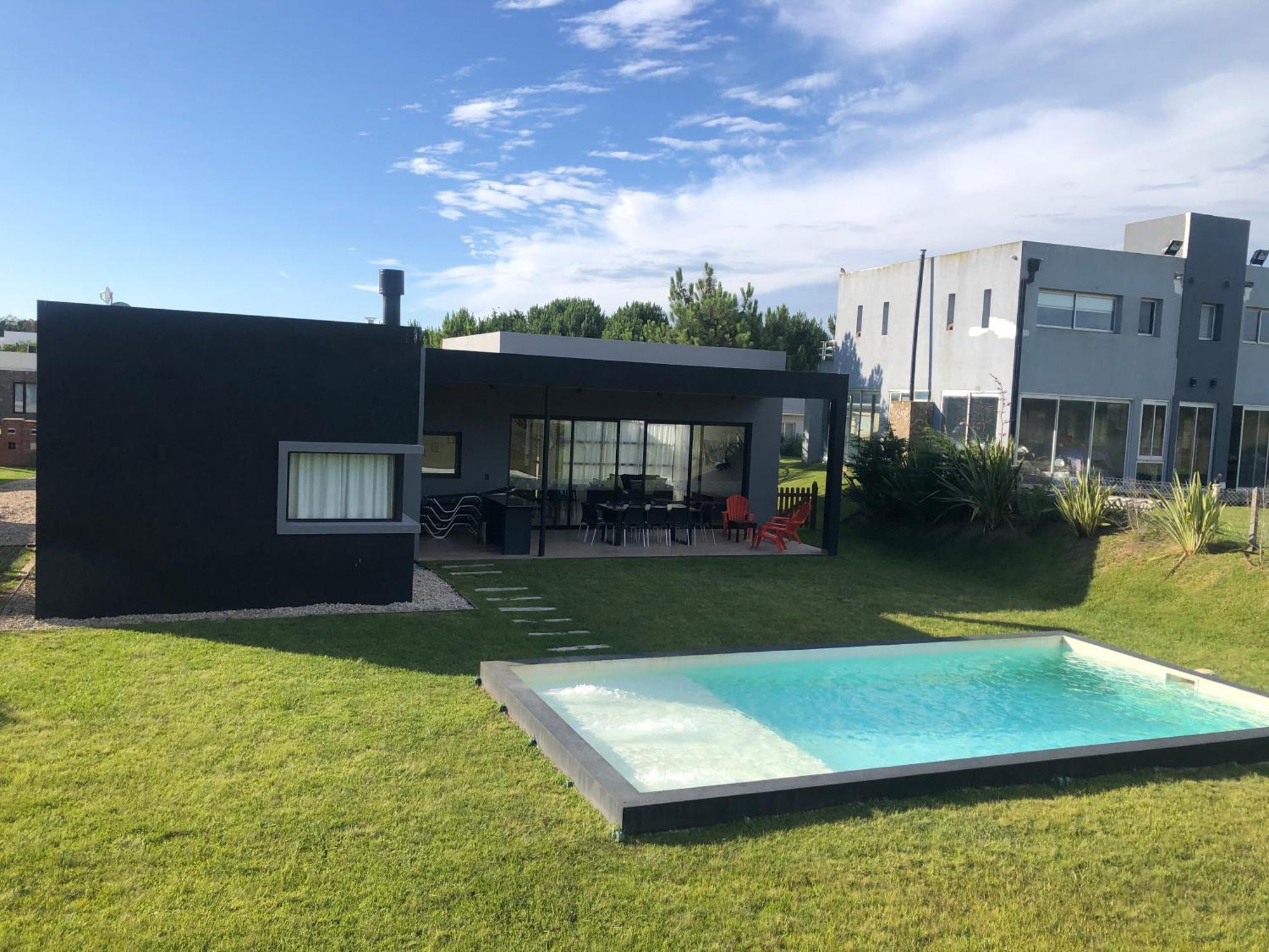 Casa En Barrio Costa Esmeralda Pinamar Екстериор снимка